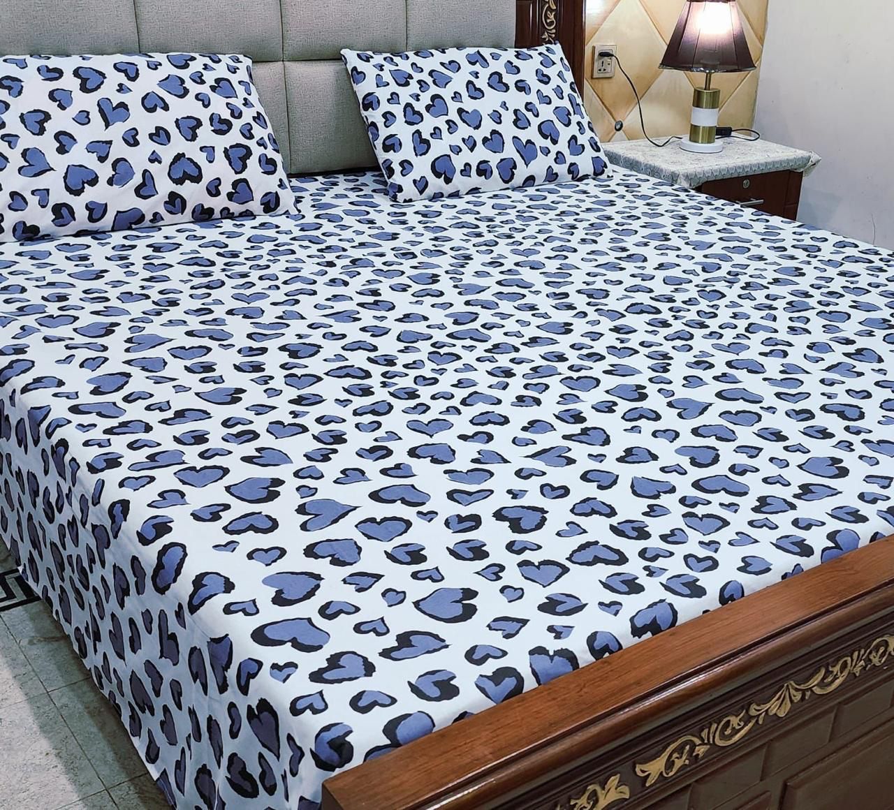Cotton Bed Sheet With 2 Pillow Cover